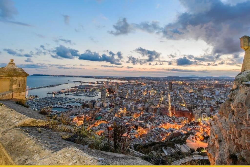 Sweet Home Alicante Nearby The Museum And Beach Экстерьер фото
